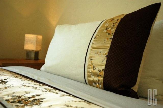 White Gates Hotel Binfield Dış mekan fotoğraf
